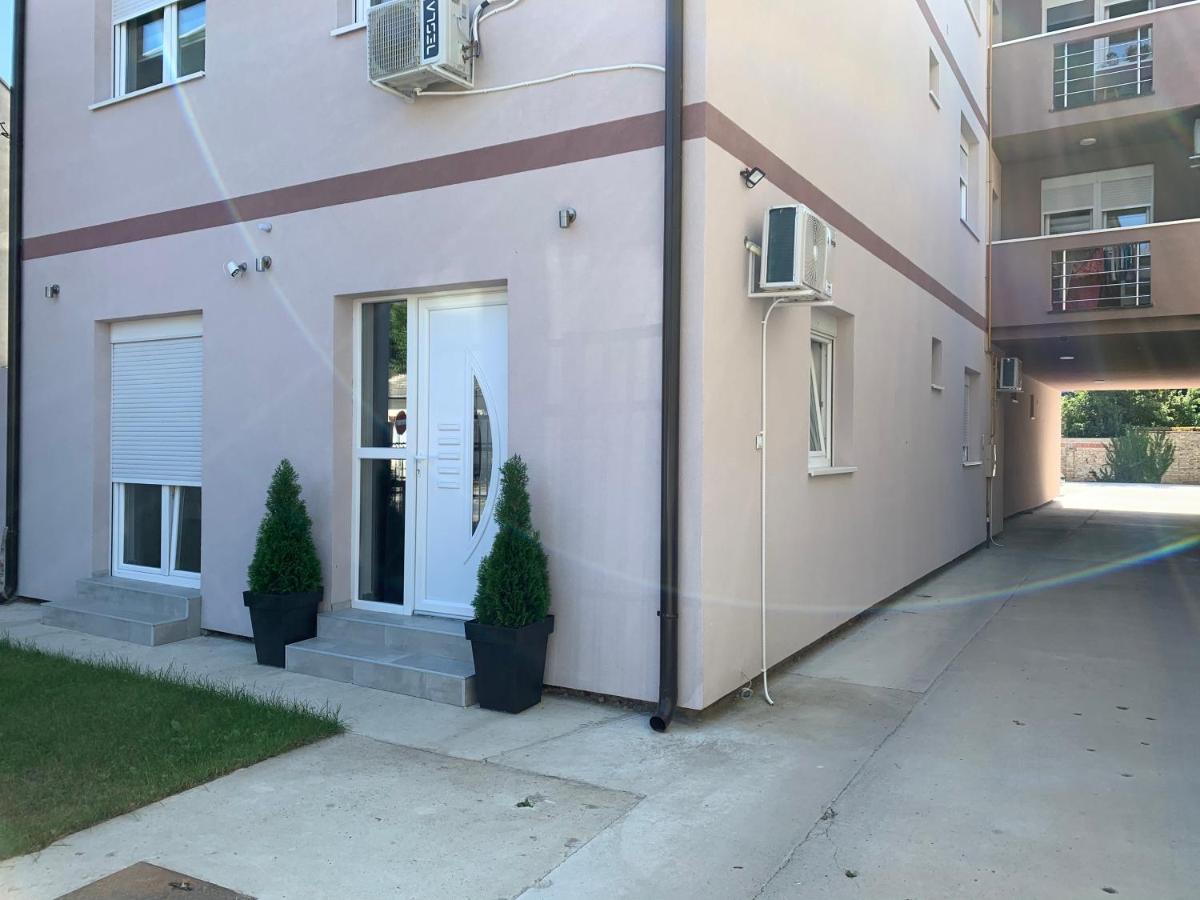 Apartman Spring Sombor Exteriér fotografie